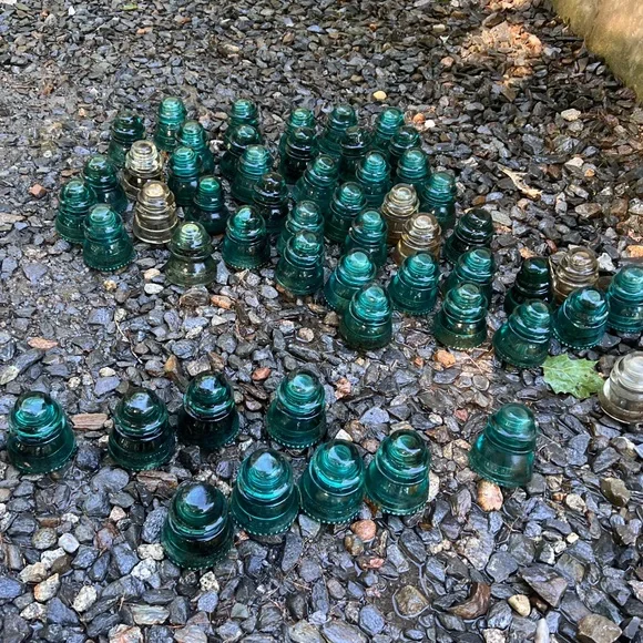 Hemingray (3) vintage glass insulators - Picture 1 of 4